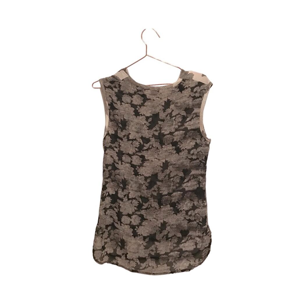 CAbi Sleeveless semi sheer Floral longer length Top size small - Picture 2 of 7